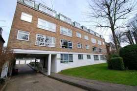 2 bedroom Flat for s...